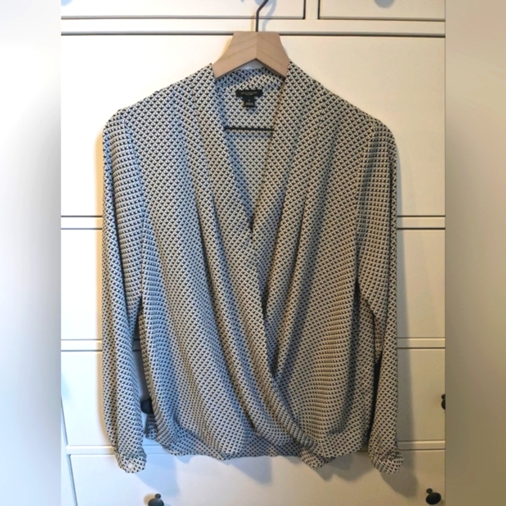Ann Taylor Factory Patterned Blouse Size Small